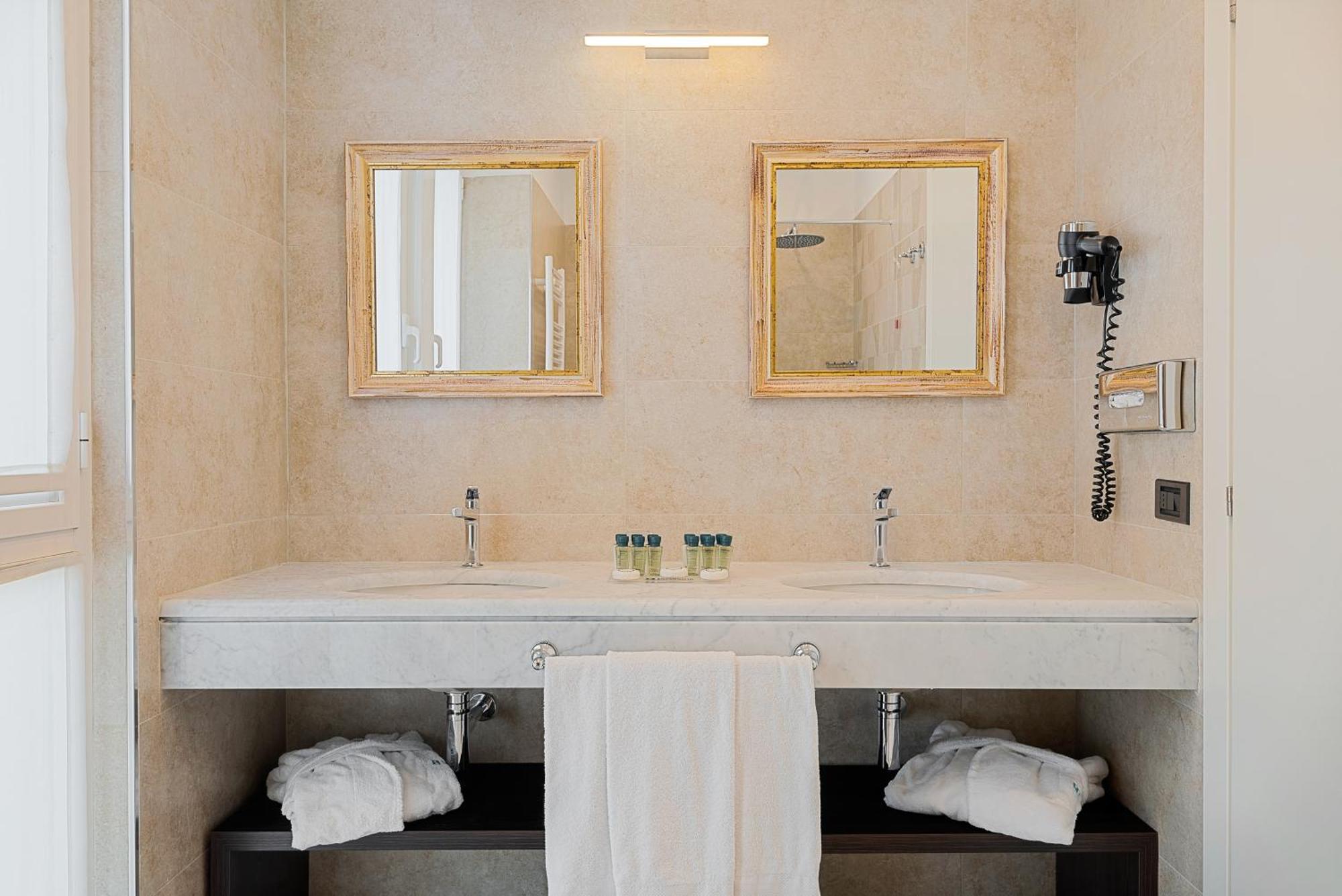 Superior Double Room Balcony